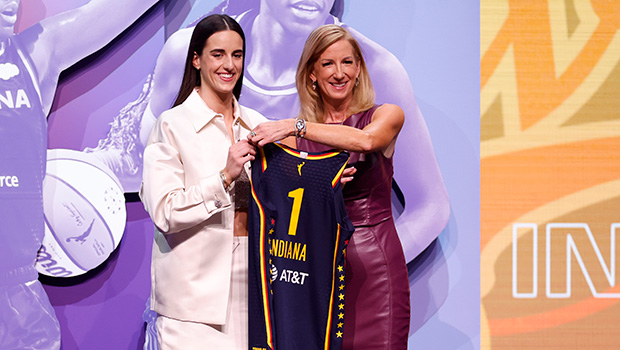 Caitlin Clark stuns in white Prada at the WNBA Draft: See photos

 – Monomaxos